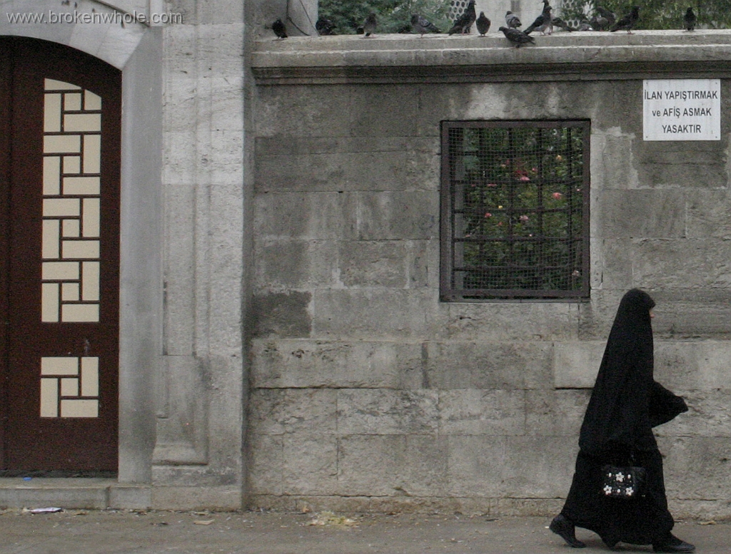 Istanbul Daily Religion.jpg